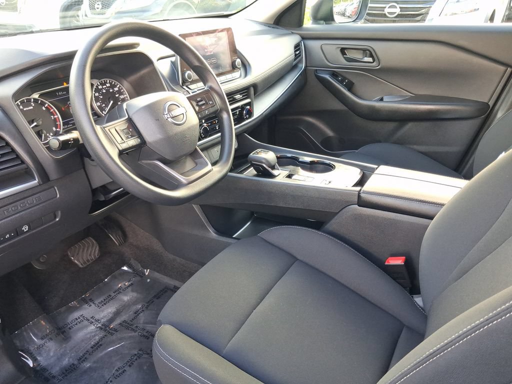 Certified 2025 Nissan Rogue S FWD image 13