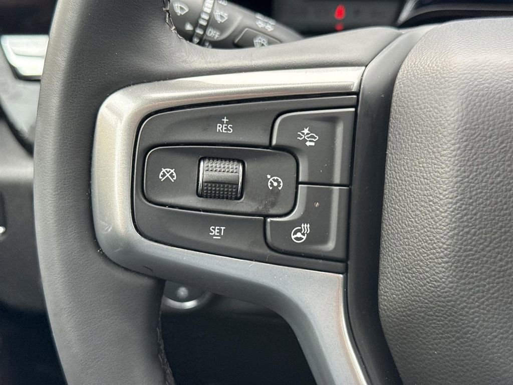 Used 2025 Chevrolet Silverado 1500 LT image 33