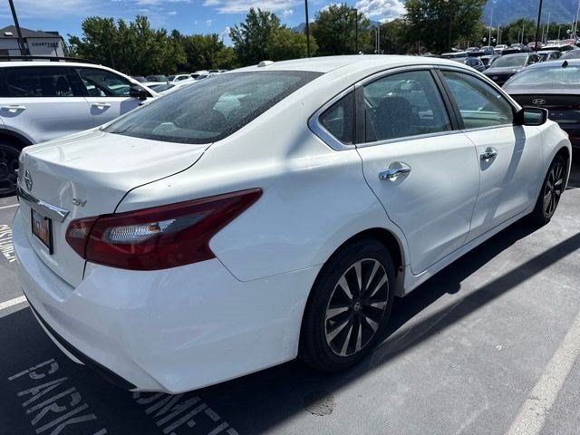 Used 2018 Nissan Altima 2.5 SV FWD image 3