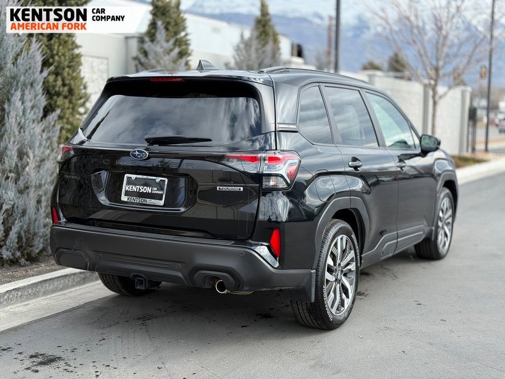 Used 2025 Subaru Forester Touring image 9