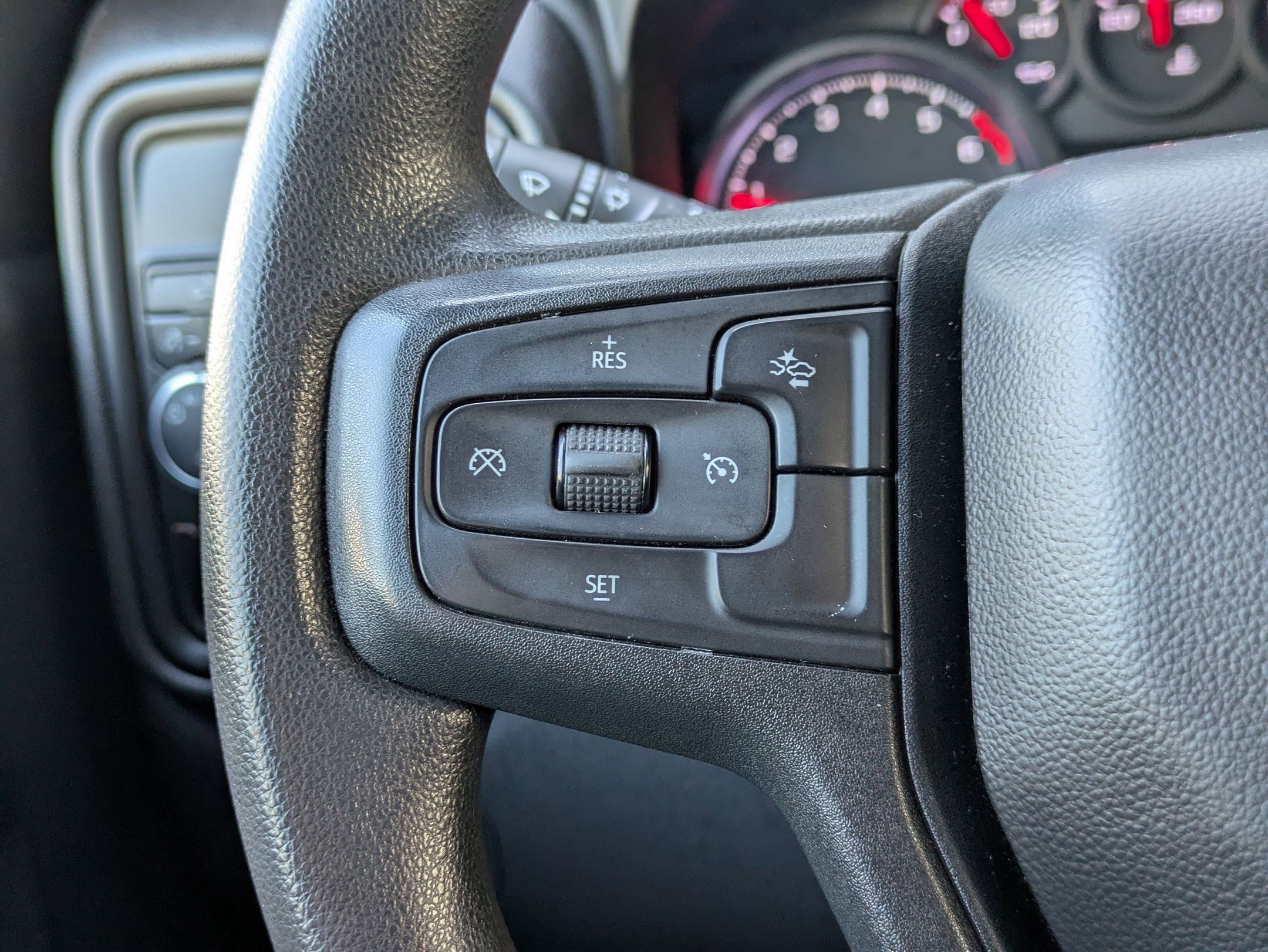 Used 2022 Chevrolet Silverado 1500 Custom RWD image 15
