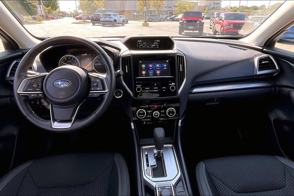 Certified 2023 Subaru Forester Premium AWD/4WD image 18