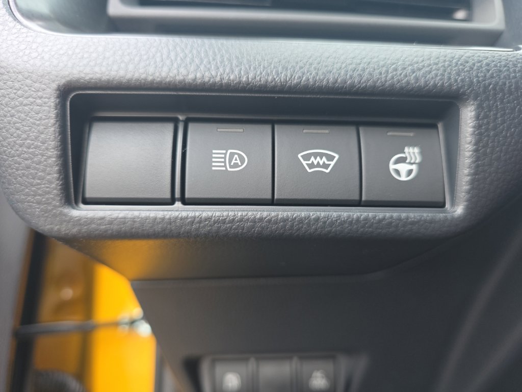 New 2026 Toyota Prius Plug-In Hybrid FWD image 16
