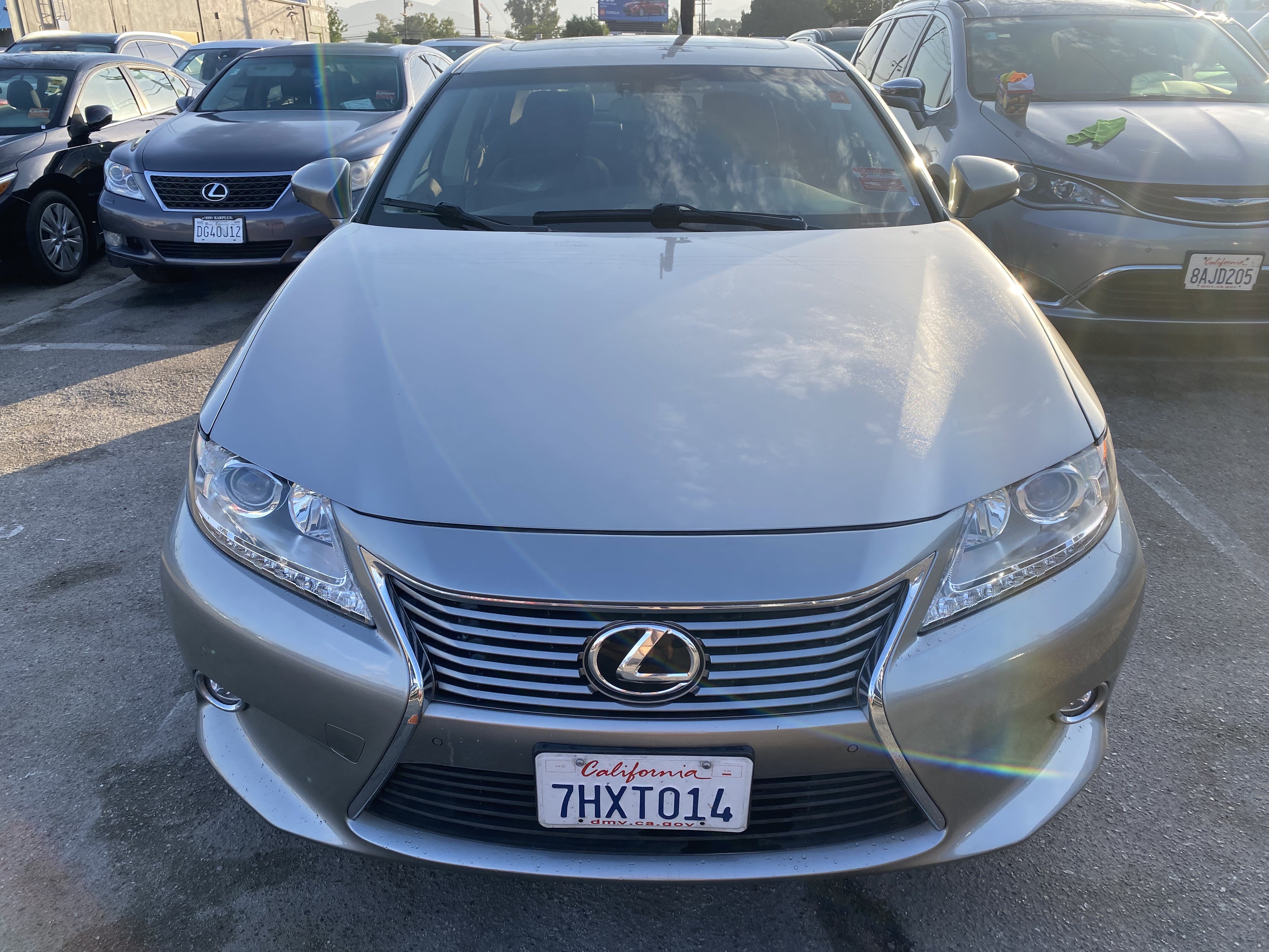 Used 2015 Lexus ES 350 w/ Luxury Package FWD image 3