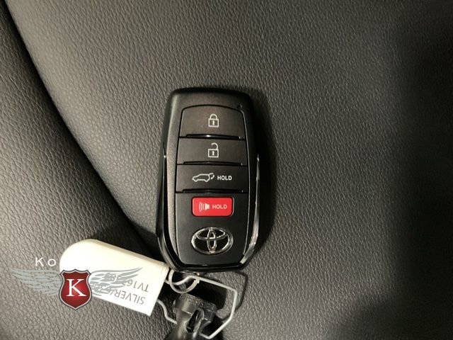 New 2026 Toyota Corolla Cross XLE image 23