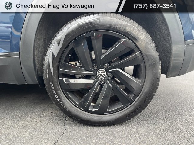 Used 2023 Volkswagen Atlas Cross Sport SE w/ Panoramic Sunroof Package image 7