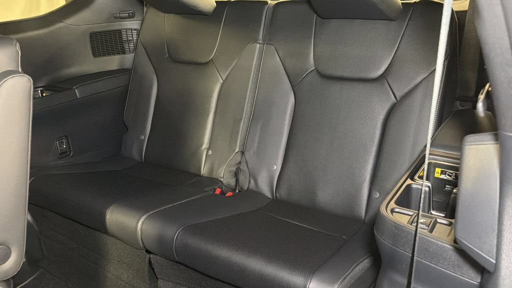 New 2026 Lexus TX 500h AWD image 28