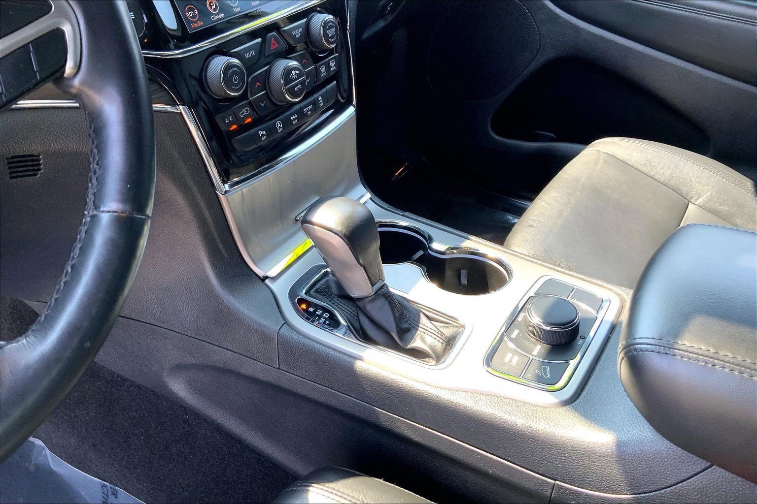 Certified 2021 Jeep Grand Cherokee Limited image 16