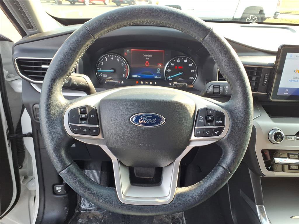 Used 2022 Ford Explorer XLT w/ Equipment Group 202A image 20