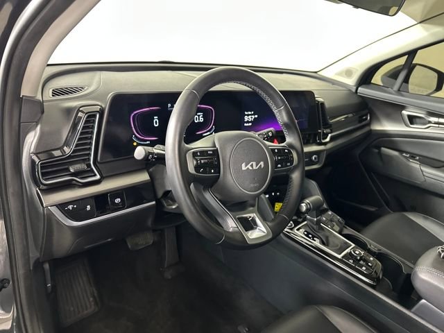 Used 2023 Kia Sportage EX image 13