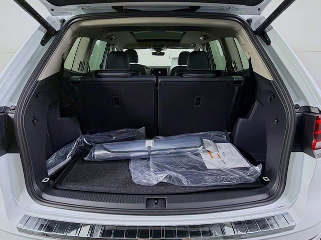 New 2026 Volkswagen Atlas SEL Premium R-Line image 28