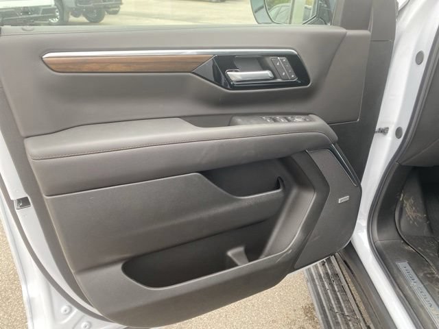 New 2026 Chevrolet Tahoe High Country AWD/4WD image 26