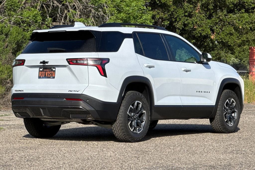 New 2026 Chevrolet Equinox ACTIV image 4