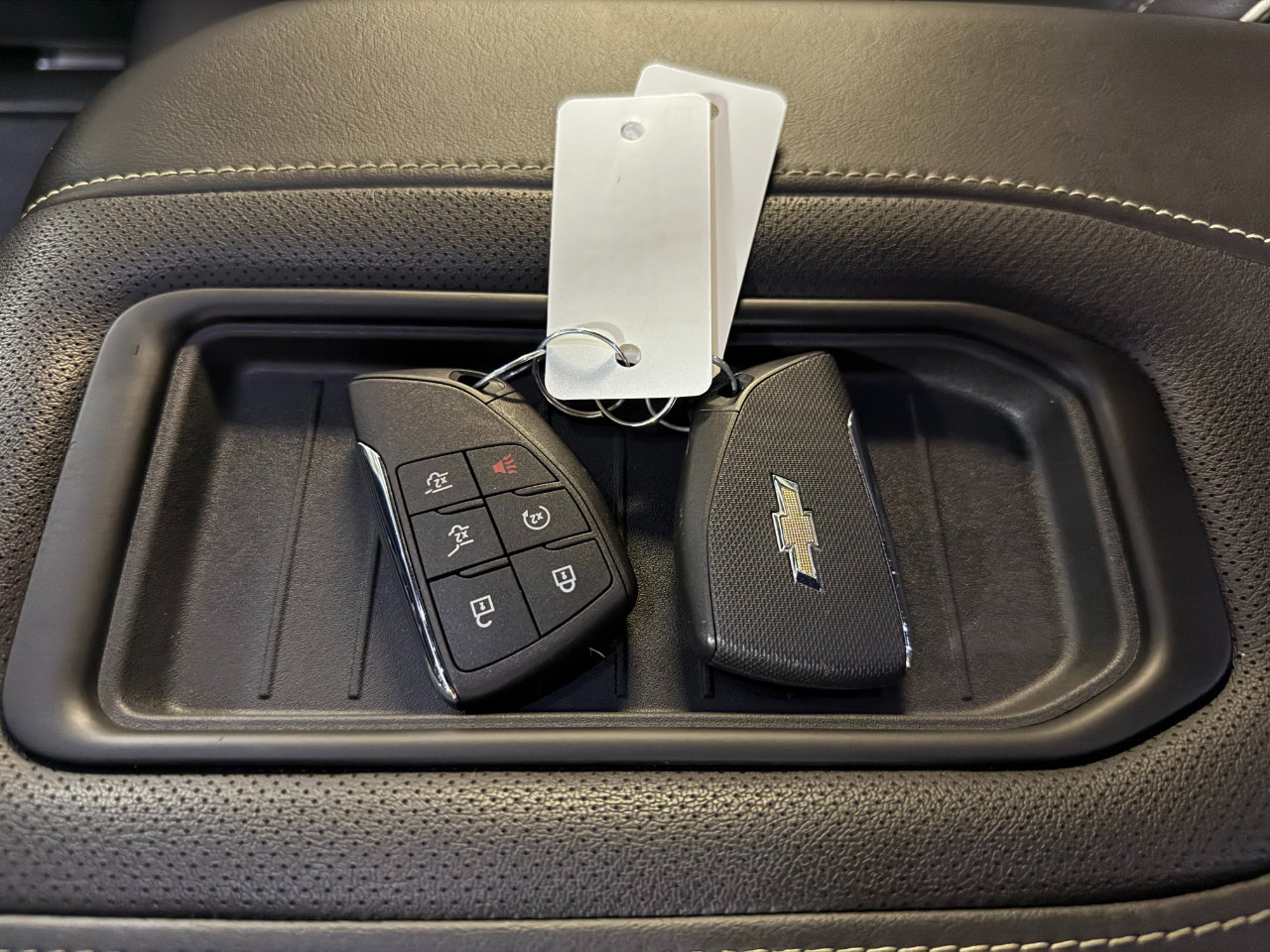 Used 2023 Chevrolet Suburban Premier image 37