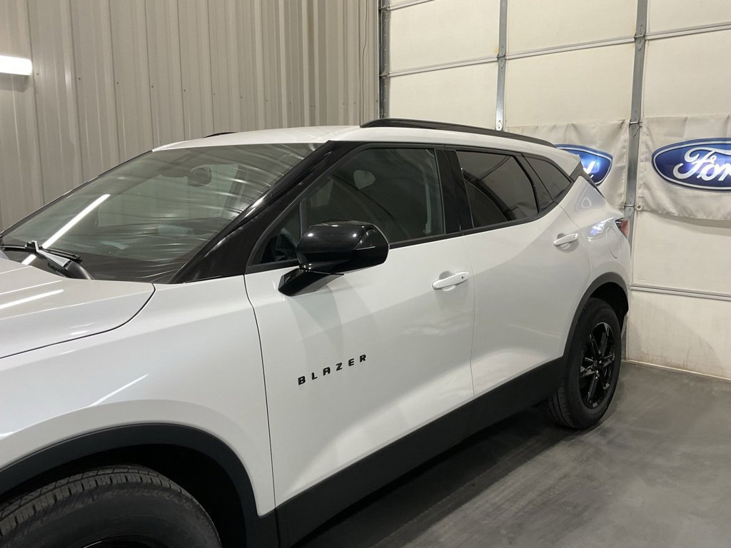 Used 2023 Chevrolet Blazer LT w/ Convenience Package image 5