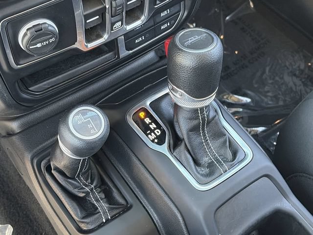 Used 2022 Jeep Gladiator Overland w/ Trailer Tow Package AWD/4WD image 30