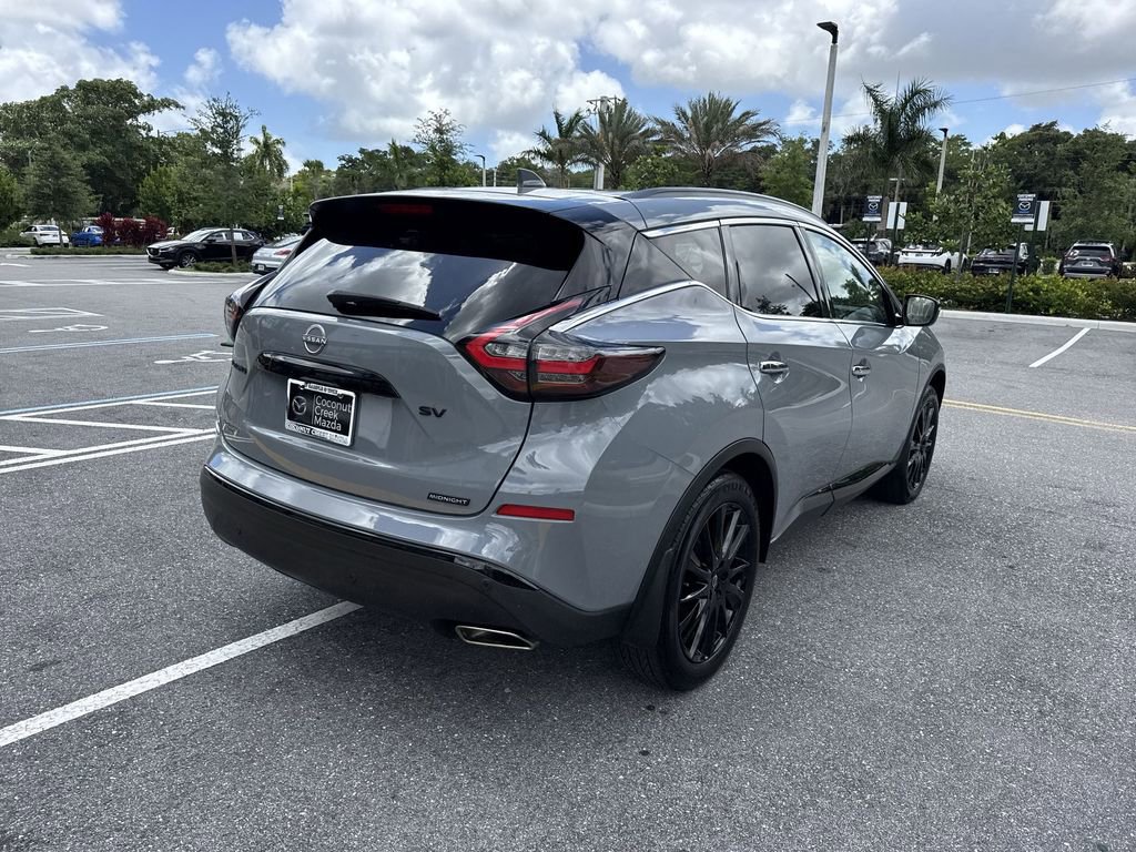 Used 2023 Nissan Murano SV w/ SV Midnight Edition Package FWD image 3