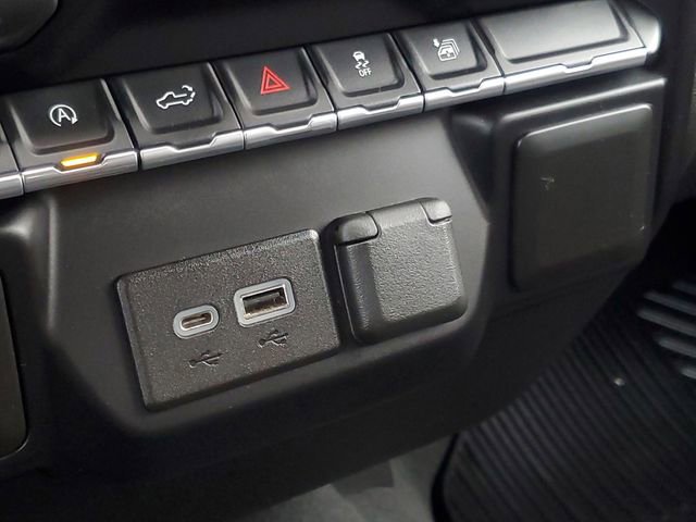 Used 2021 Chevrolet Silverado 1500 LT image 25