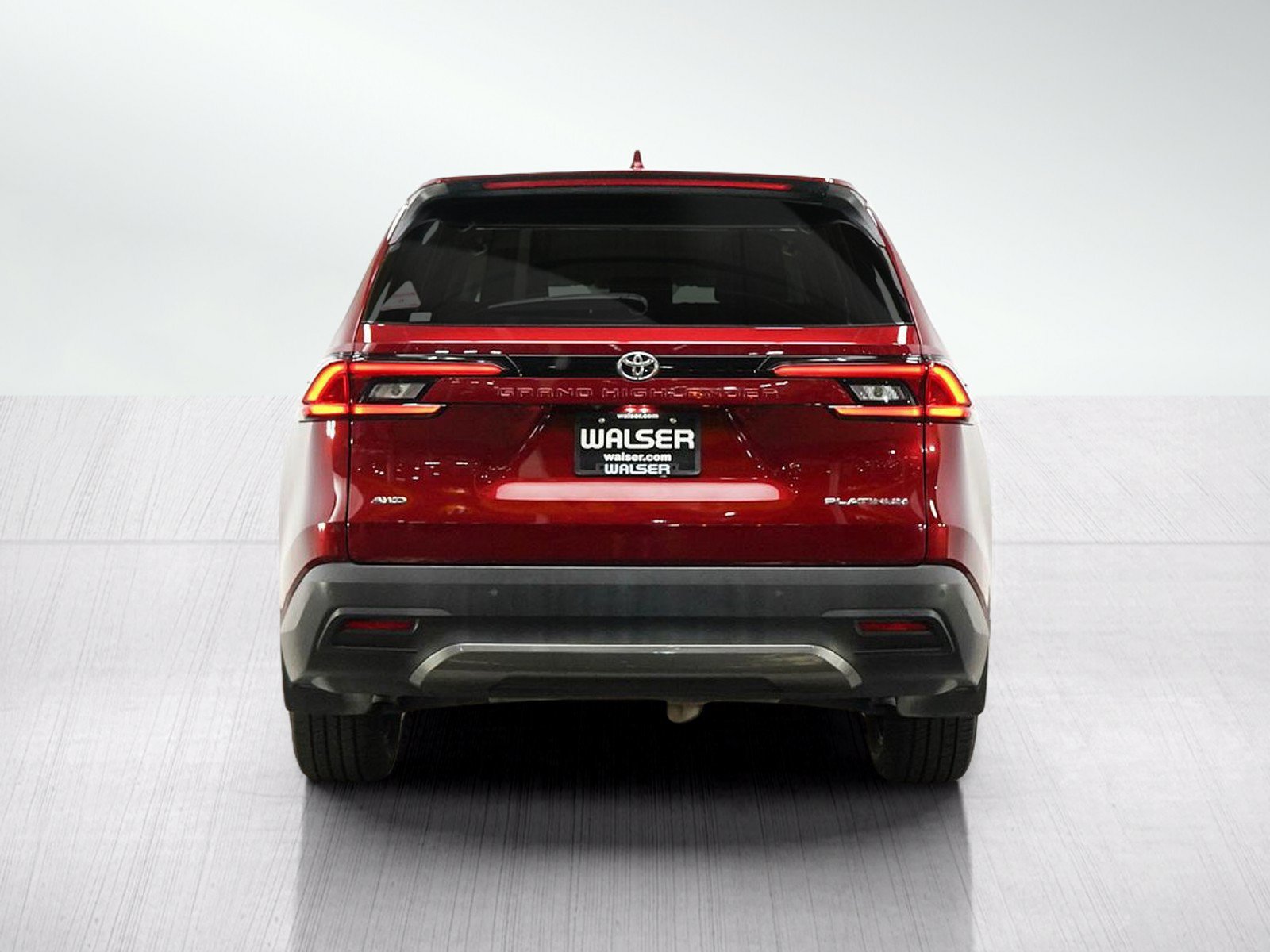 Used 2025 Toyota Grand Highlander AWD image 6