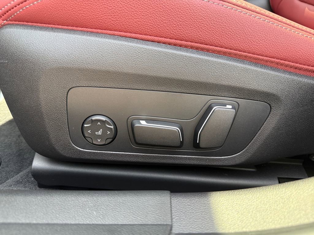 Used 2026 BMW M340i xDrive w/ Premium Package AWD/4WD image 35