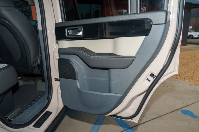 Used 2025 INEOS Grenadier image 22