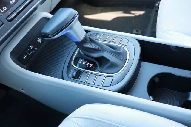 Used 2025 Hyundai Kona SEL image 15