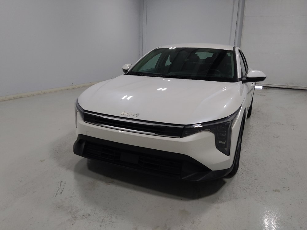 Used 2025 Kia K4 FWD image 15