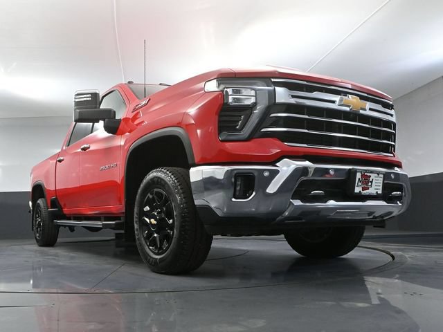 Used 2024 Chevrolet Silverado 2500 LTZ w/ LTZ Plus Package AWD/4WD image 66