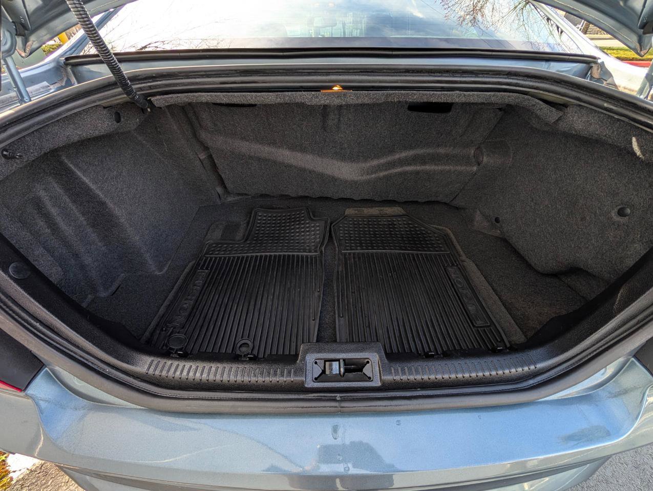 Used 2011 Ford Fusion Hybrid w/ 501A Rapid Spec Order Code image 9