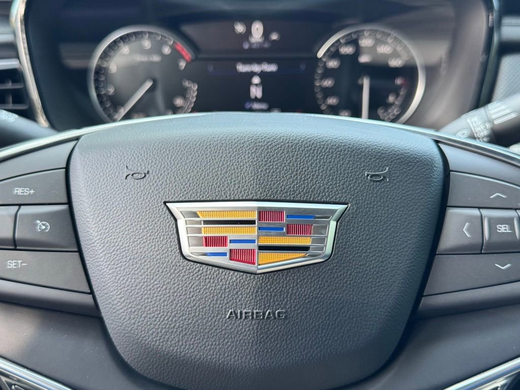 New 2025 Cadillac XT5 Luxury image 22