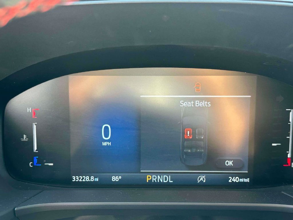 Used 2025 Ford Escape ST-Line Select AWD/4WD image 25