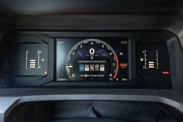 Used 2025 Toyota Tacoma SR5 AWD/4WD image 11