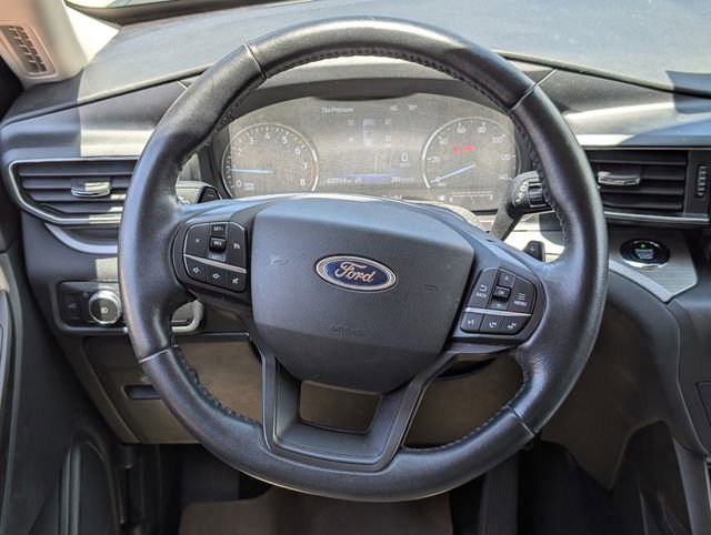 Used 2020 Ford Explorer XLT w/ Equipment Group 202A RWD image 13