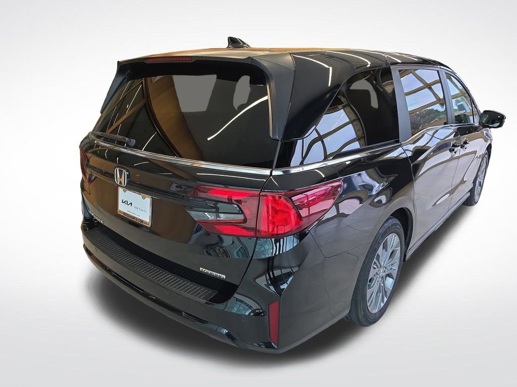 Used 2025 Honda Odyssey Touring image 6