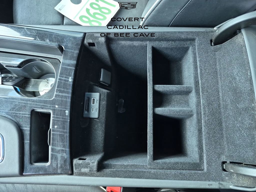 Used 2024 Cadillac Escalade Sport w/ LPO, ONYX Package image 37
