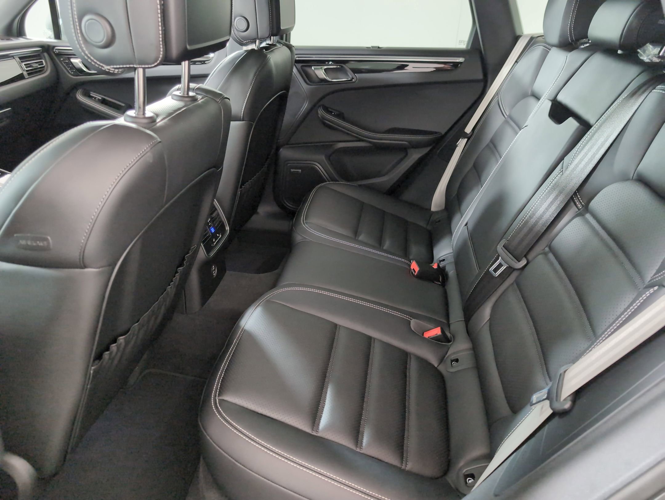 Used 2026 Porsche Macan S image 17