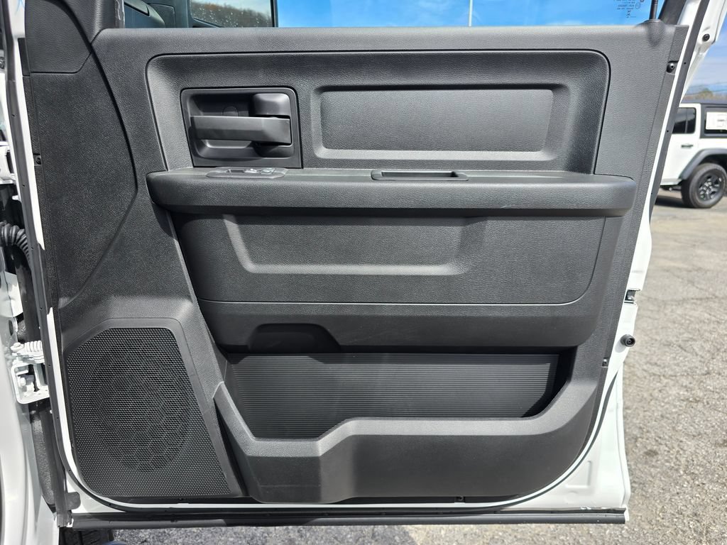 New 2026 RAM 3500 Tradesman AWD/4WD image 36
