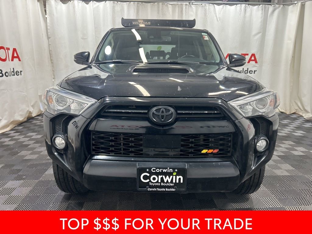 Used 2020 Toyota 4Runner Venture w/ Moonroof Package video 2