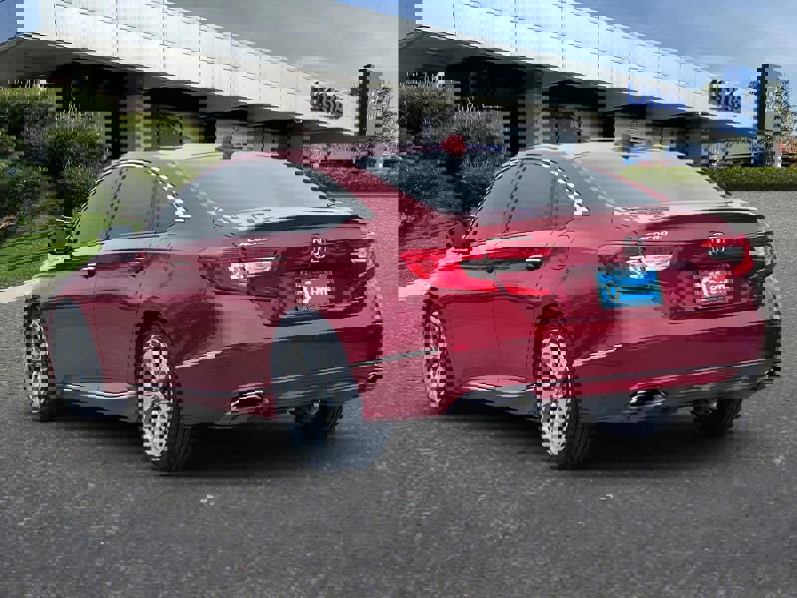 Used 2018 Honda Accord Touring image 7