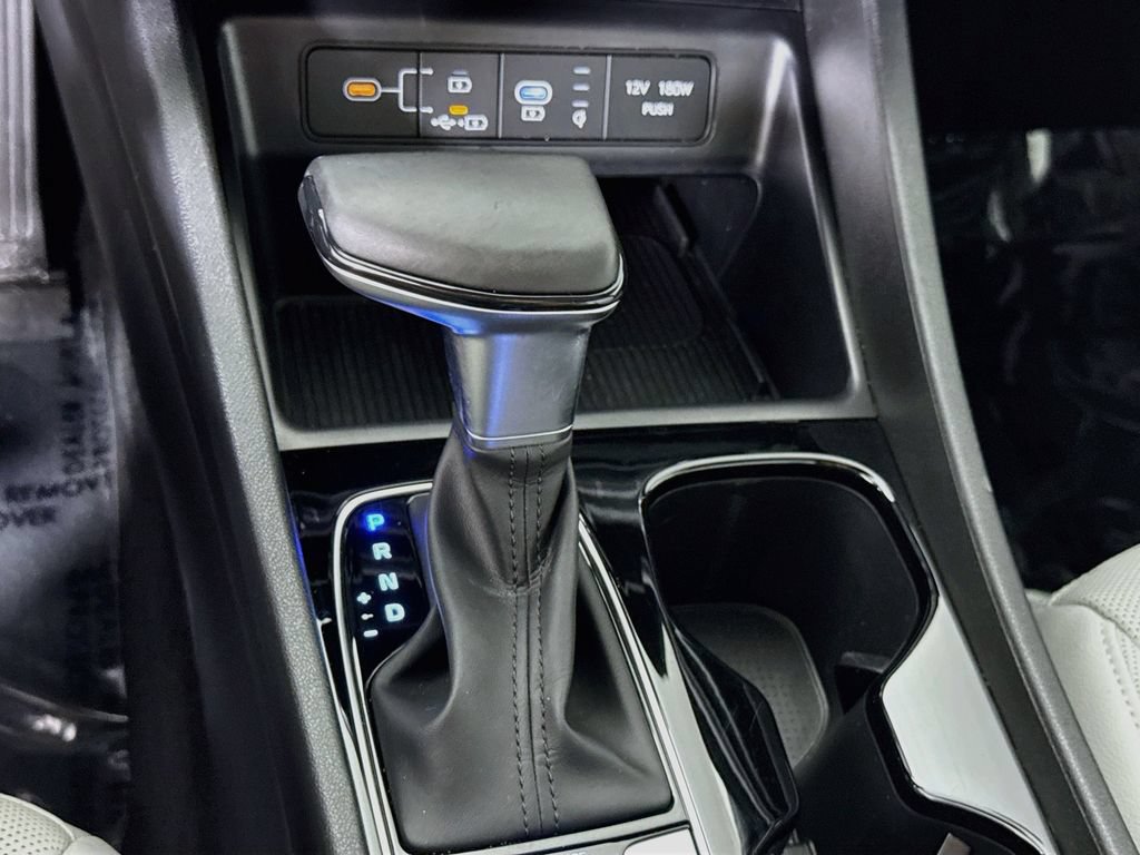 Certified 2025 Hyundai Santa Cruz Limited AWD/4WD image 10