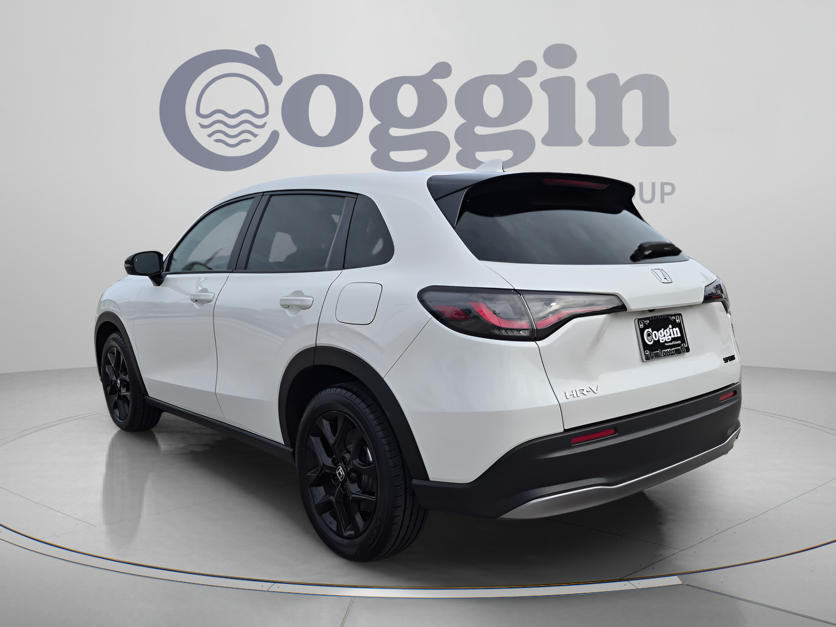 Certified 2025 Honda HR-V Sport image 4