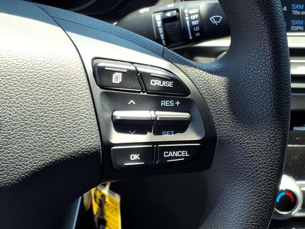 Used 2020 Hyundai Elantra SEL w/ Cargo Package (C1) FWD image 16