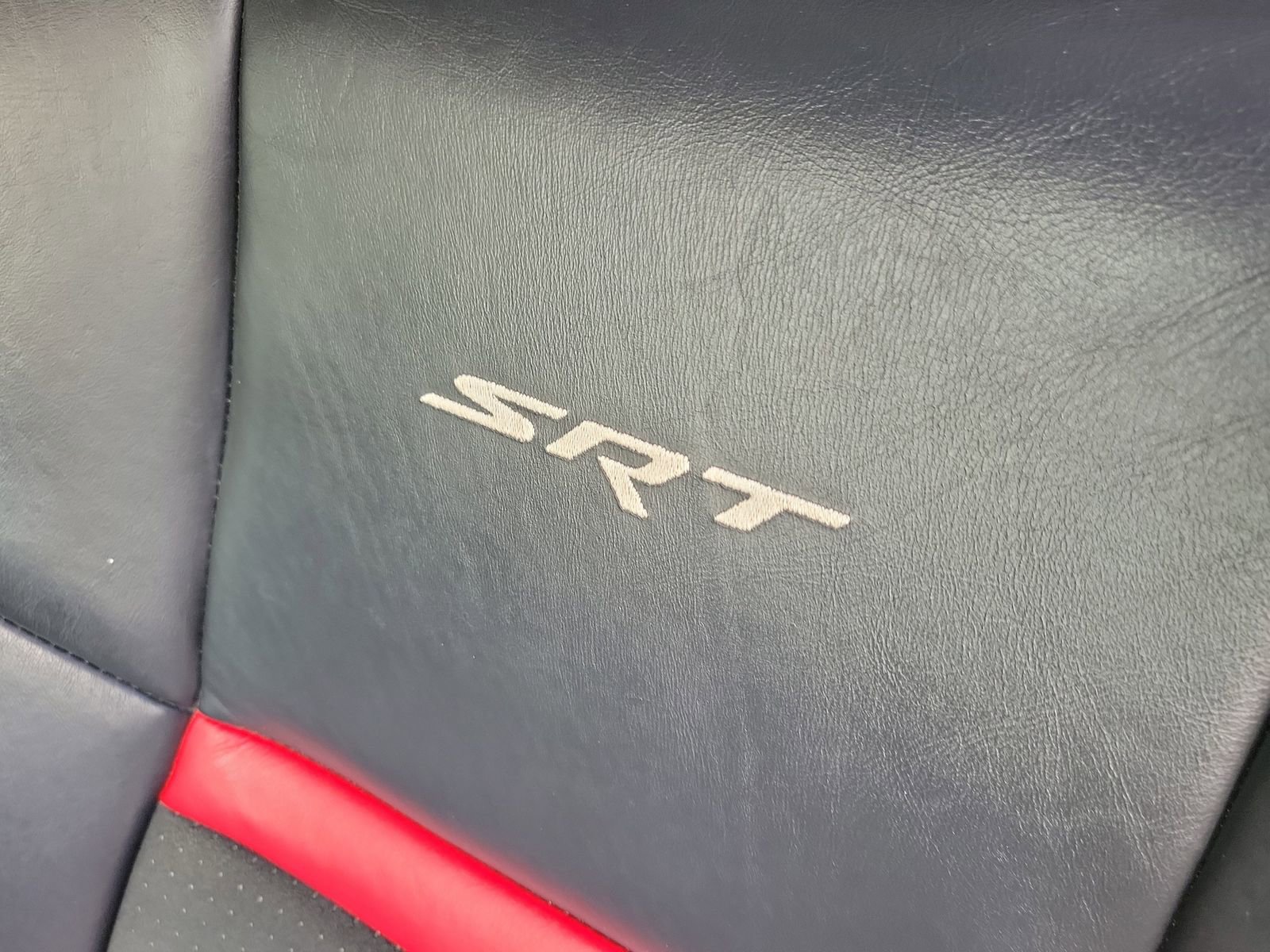 Used 2009 Dodge Challenger SRT8 RWD image 16
