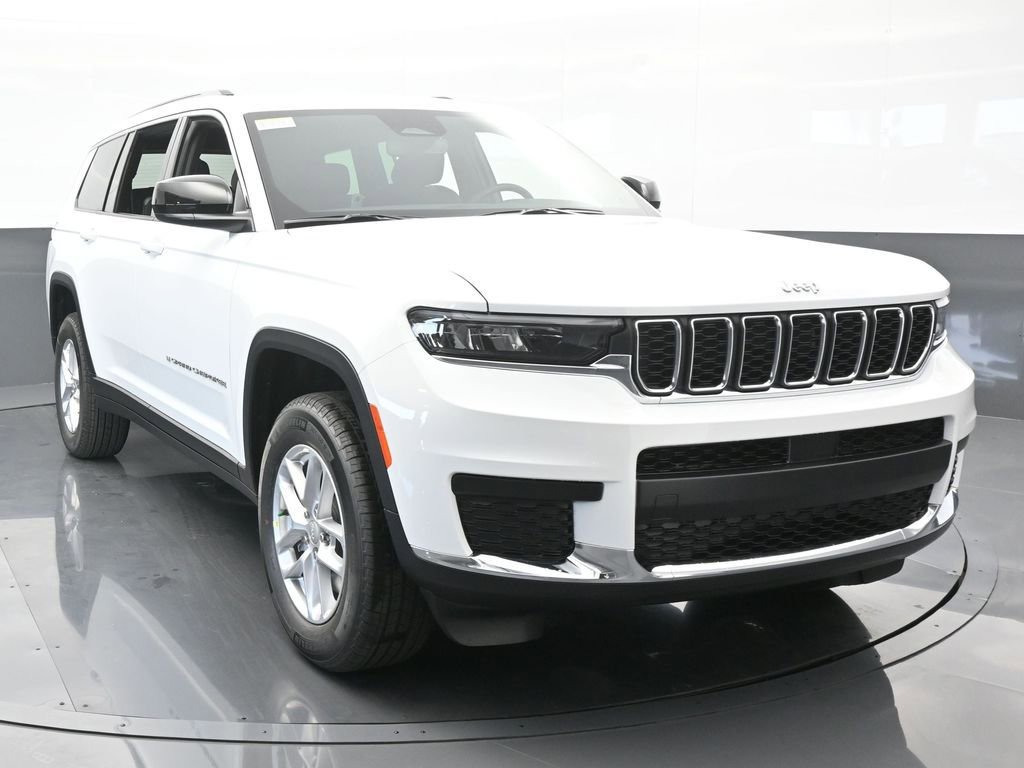 Used 2024 Jeep Grand Cherokee L Laredo w/ Luxury Tech Group I image 9