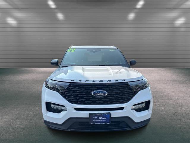 Certified 2022 Ford Explorer ST-Line w/ Class IV Trailer Tow Package image 2