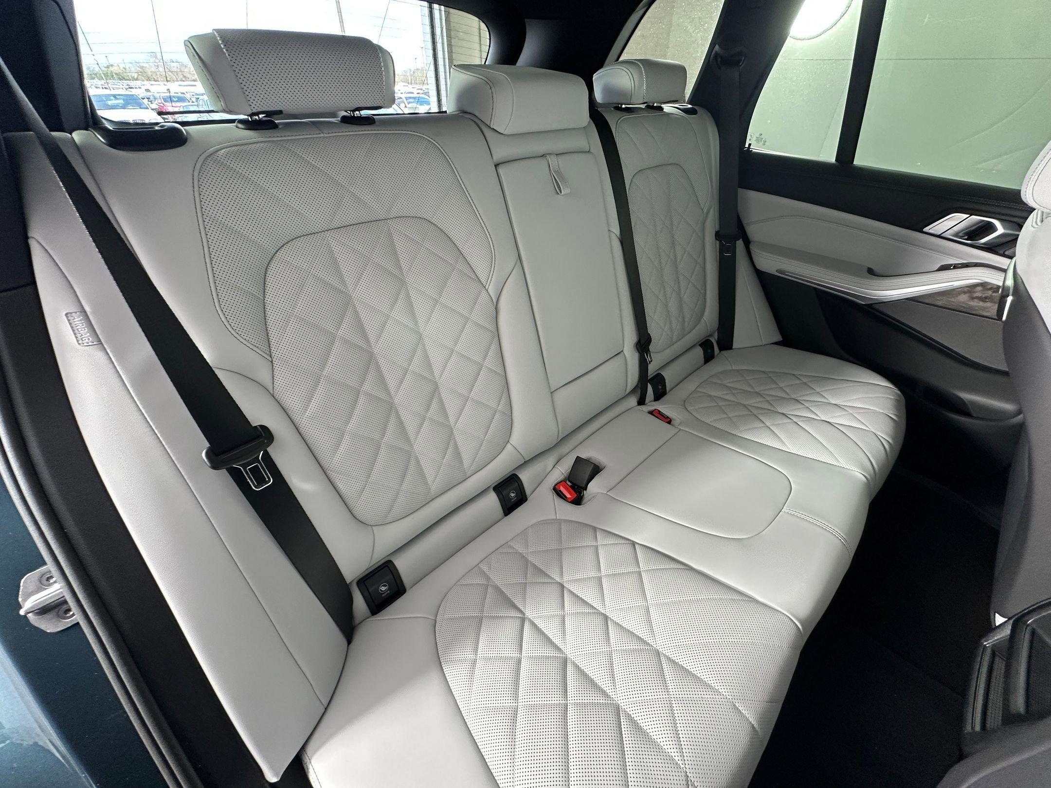 Used 2026 BMW X5 sDrive40i RWD image 31