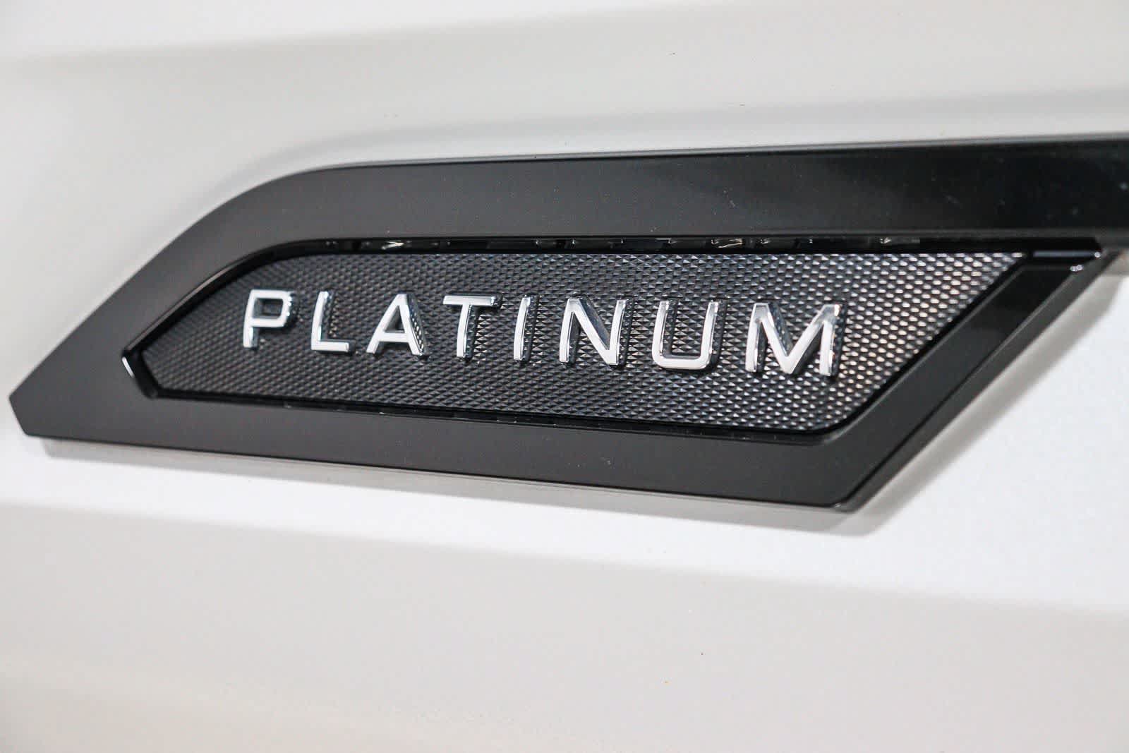 Used 2024 Toyota Tundra Platinum AWD/4WD image 12