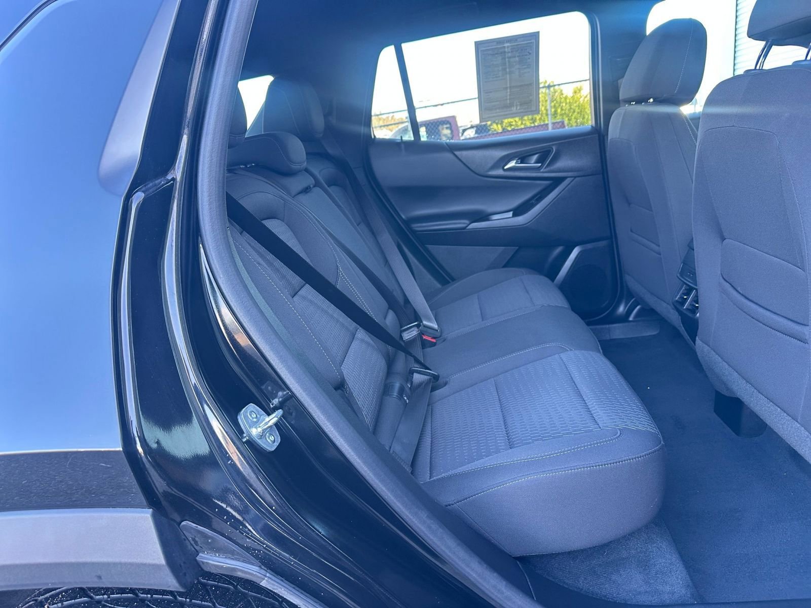 Used 2025 Chevrolet Equinox LT image 39