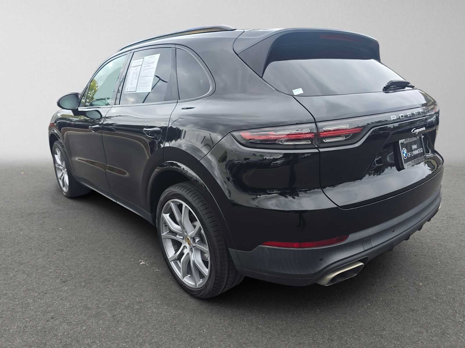 Used 2019 Porsche Cayenne AWD/4WD image 5