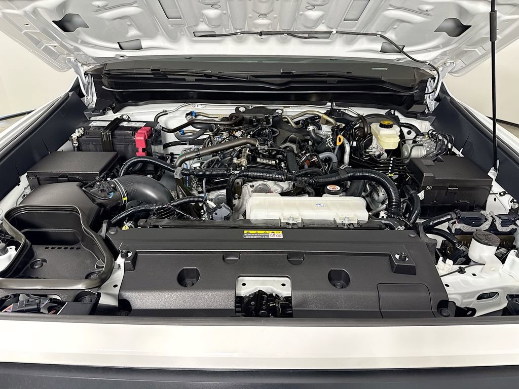 Certified 2024 Toyota Tacoma SR w/ SR Upgrade Package AWD/4WD image 31